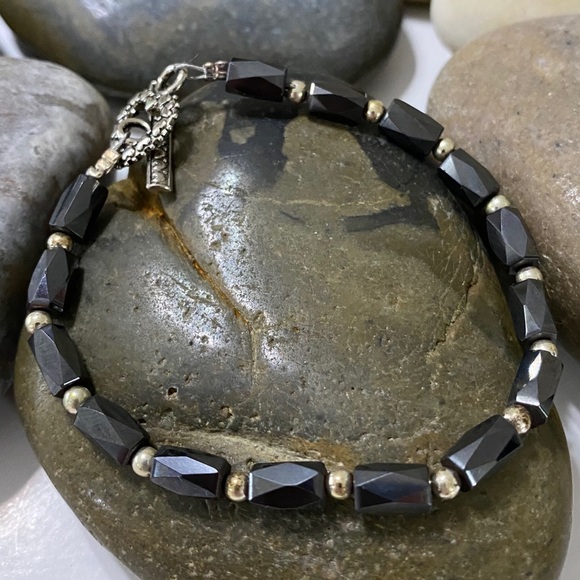 Handmade Magnetic Hematite Gun Metal Grey and Sterling Silver Boho Bracelet - Picture 1 of 4